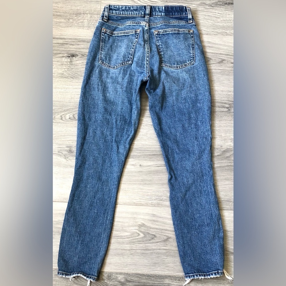 Abercrombie & Fitch High Rise Jeans - Picture 3 of 9